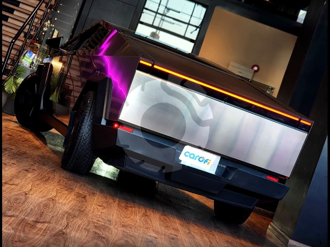تيسلا سايبرتراك 2025 - 4