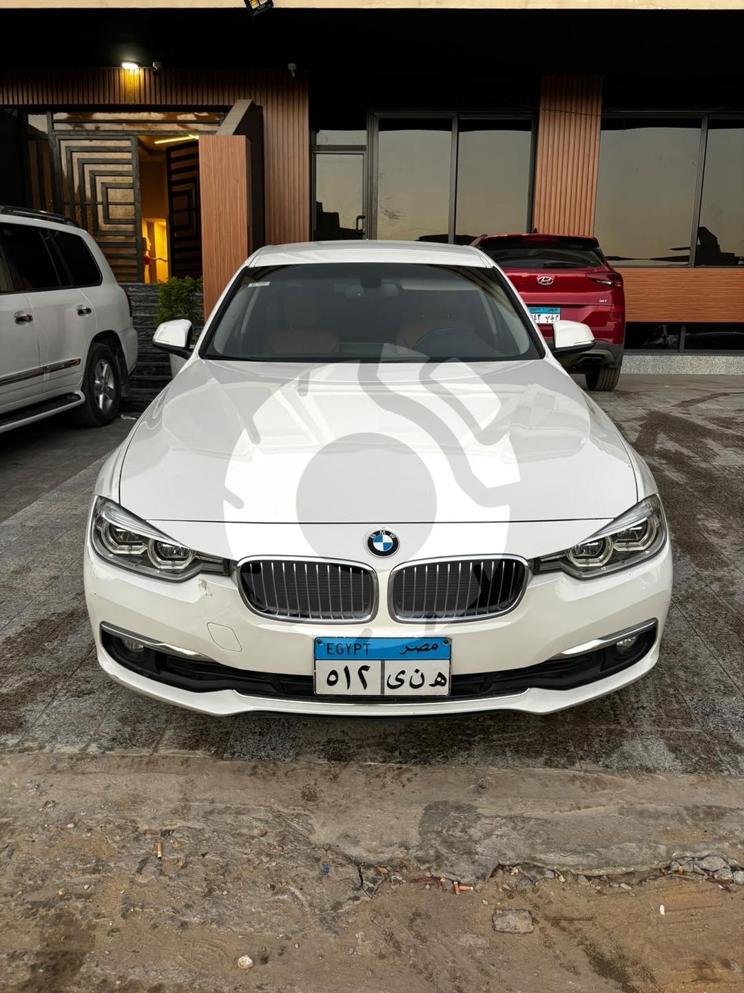 بى ام دبليو 318i 2018 - 1