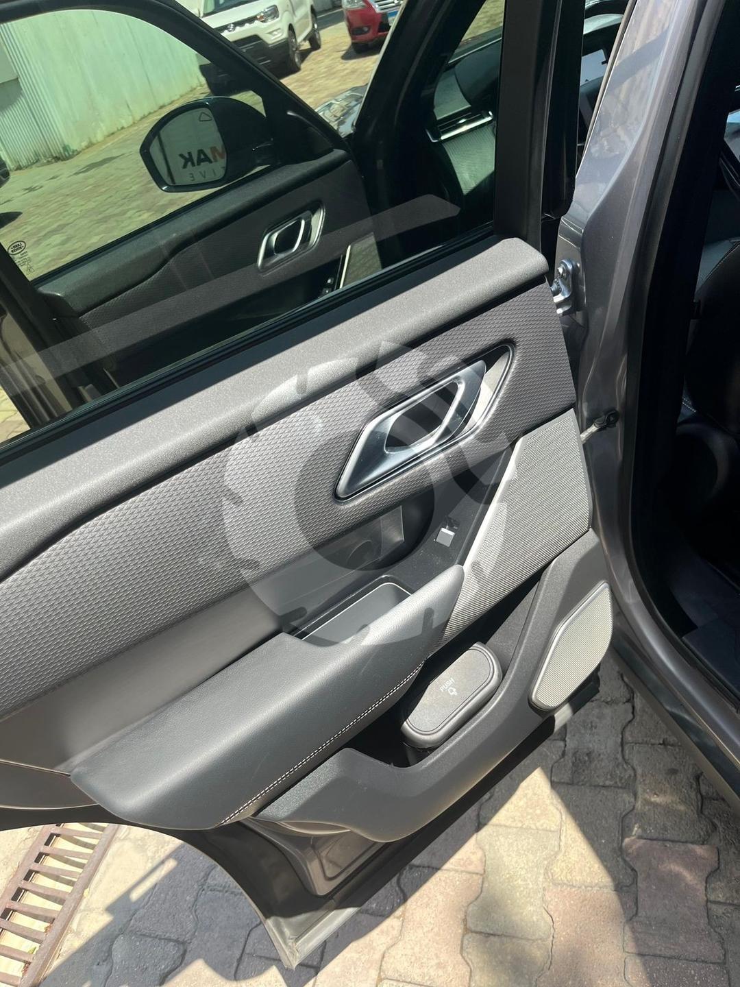 رانج روفر Velar 2022 - 5